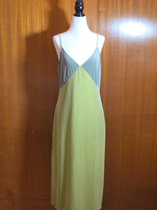 Unbranded Dresses & Skirts - Two-Tone Green Velvet Colorblock Slip Maxi Dress - S/M